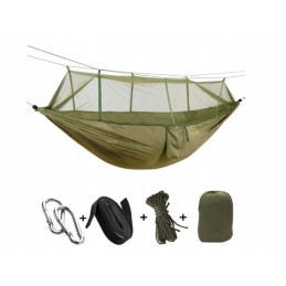 Hamakas su tinkleliu nuo uodų