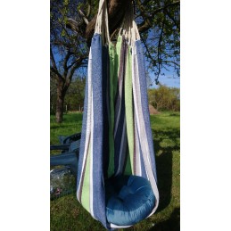 Hamakas su tinkleliu nuo uodų