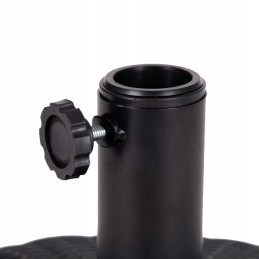 Skėčio bagažinė užpildyta vandeniu 22l