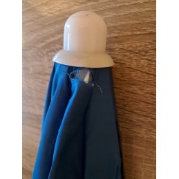 Sulankstomas pakreipiamas skėtis su užvalkalu – mėlynas su sidabriniu dugnu