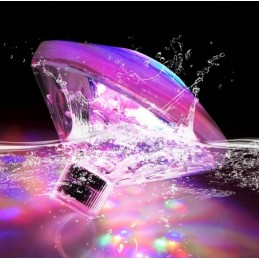 Baseino lempa su 7 LED RGB apšvietimu, maitinama baterijomis