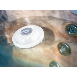 Plaukiojantis LED apšvietimas baseino sūkurinei voniai