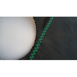 Agrotekstas su skylutėmis braškėms, juodas, 60 cm x 10 m, 90 g/m2, tvirtas, ilgaamžis