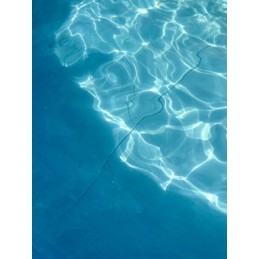 Foot bowl for cleaning feet before entering the pool, universal