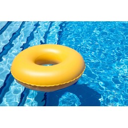 Foot bowl for cleaning feet before entering the pool, universal