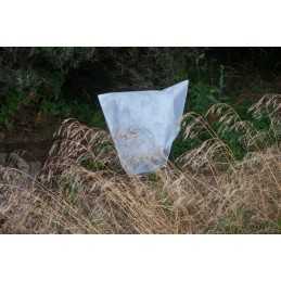 Baltas agrotekstilės apsauginis gaubtas su užtrauktuku 80x120 cm