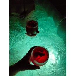 Baterija veikianti baseino lempa Spa Lay su SPA LED 7 spalvų Bestway 60303