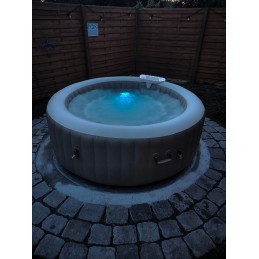 Intex 28503 spalvinga LED lempa hidroelektriniams SPA