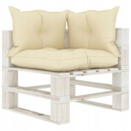 Sodo dvivietė sofa iš padėklų, su kreminės spalvos pagalvėlėmis, medinė