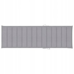 Dvigubas gultas su pilkomis pagalvėlėmis, impregnuota pušis