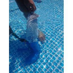 Dulkių siurblys su šepečiu ir tinklu baseino valymui