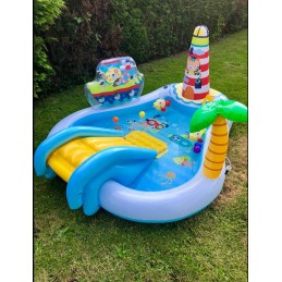 baseinas, žaidimų aikštelė, dino parkas