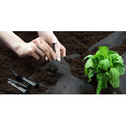 Agrotekstilė nuo piktžolių kilimėlis agrotekstilė juoda 0,8x100m 90g + inkarai