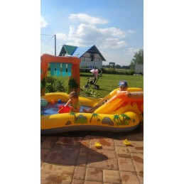 Dinozaurų žaidimų aikštelė su čiuožykla 249 x 191 x 109 cm intex 57444