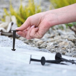 Agrotekstilė nuo piktžolių agrotekstilės pluošto neaustinis juodas kilimėlis premium 90g 1,1x50m UV 3% tvirti inkarai