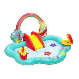 Mermaid vandens žaidimų aikštelė prie baseino čiuožykla