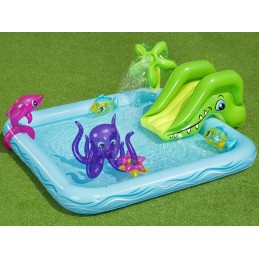 Vandens žaidimų aikštelė, baseinas vaikams, čiuožykla