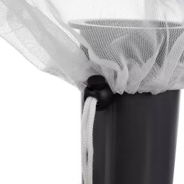 Dulkių siurblys pašalina nešvarumus nuo baseino dugno