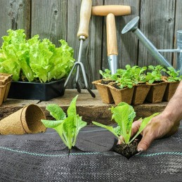 Agrotextile 70g/m2 mulching anti-weed in a roll 1.1x100m + anchors