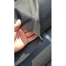 Augintas audinys su skylutėmis braškėms 110 cm x 100 metrų UV filtras piktžolėms