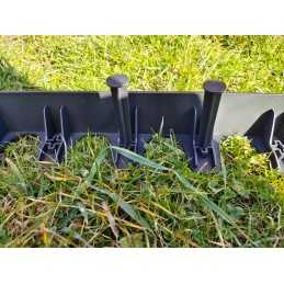 Universalūs kaiščiai plastikiniams vejos kraštams tvirtinti, 50 vnt