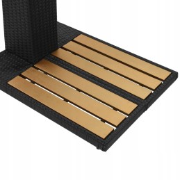 Sodo dušas ir tualetas iš polirotango