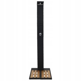 Sodo dušas ir tualetas iš polirotango