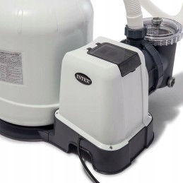 Intex 6 m3 h baseino filtre yra 36 m3 smėlio