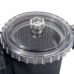 Intex 6 m3 h baseino filtre yra 36 m3 smėlio